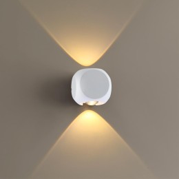4221/4WL HIGHTECH ODL21 261 бел/металл Настенный светильник IP54 LED 4W 366Лм 3200K MIKO